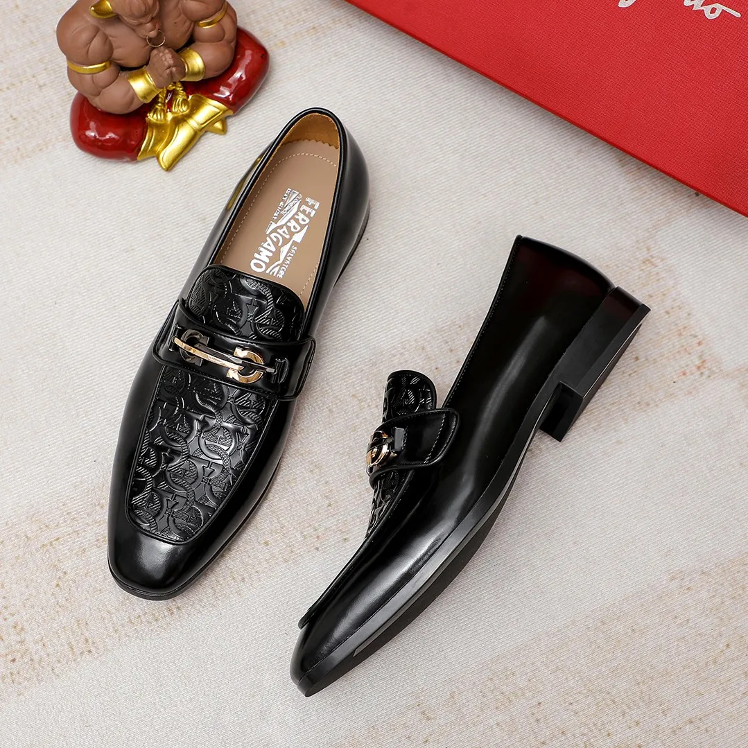 Men's shoes 💰600 🕷🕷🐂【Ferragamo】 Popular fashionable casual shoes🇨🇳Official website counter 1:1 production, original mold opening💯Good quality can be seen, imported high-end first-layer pebbled calfskin, water-dyed🐂leather lining🌿very clear texture, high-quality waterproof, non-slip and wear-resistant outsole🎋high quality and low price, truly handmade🍓, 2 colors available! Code number 38-44 (45. To be customized)
